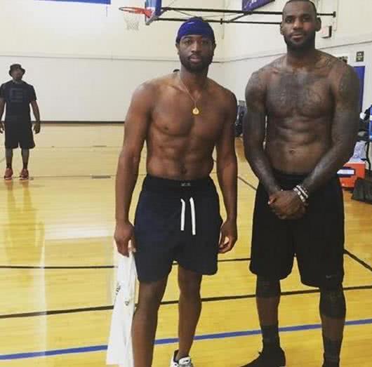 在客场以3 在客场以3